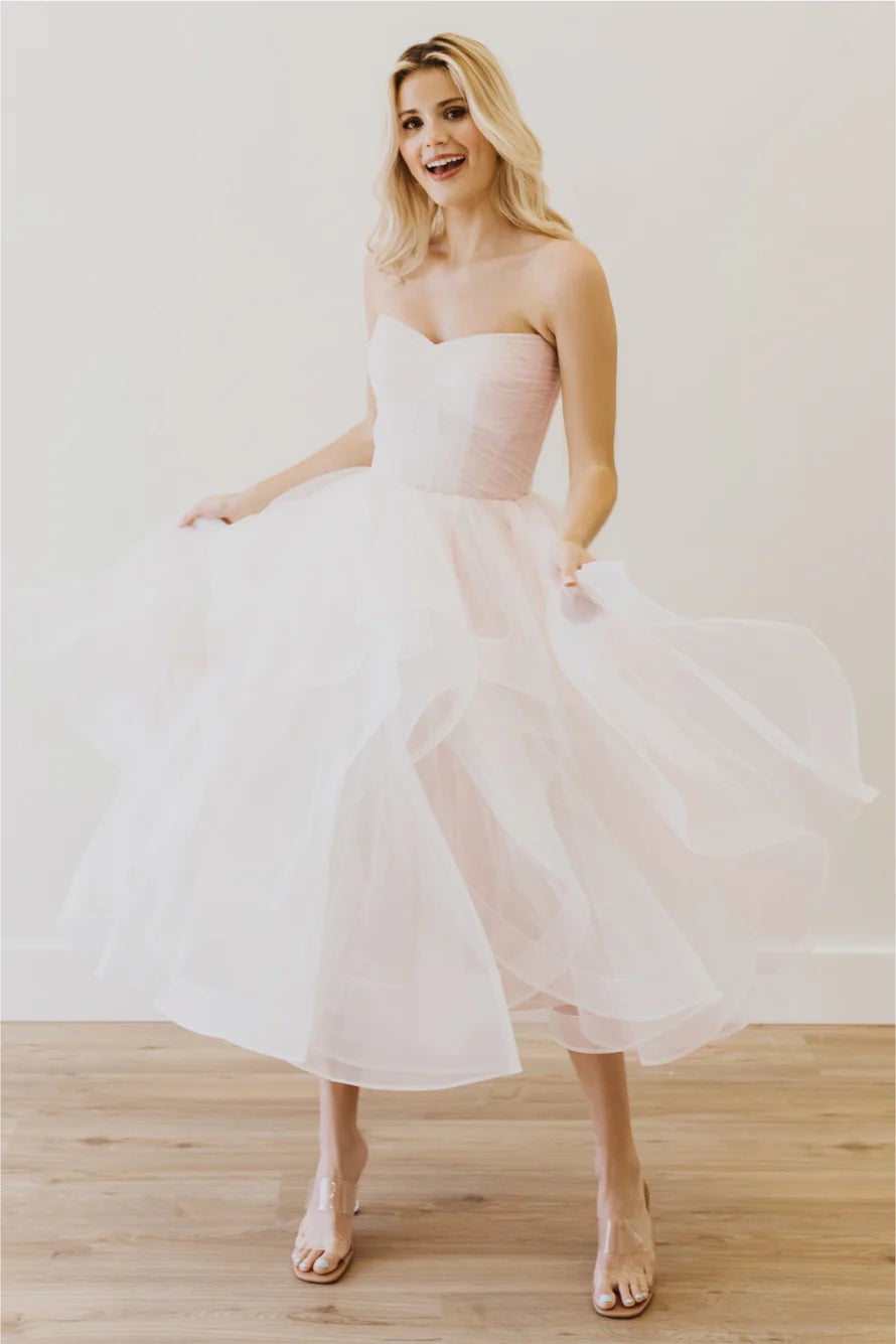 Wtoo by Watters- Betsie